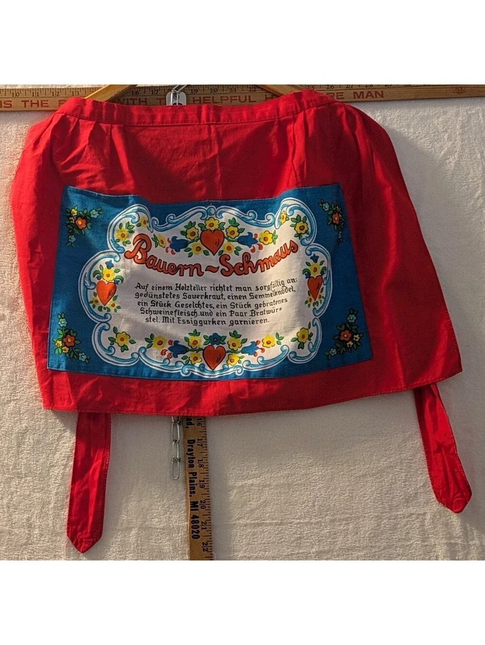 Vintage German Bauern-Schmaus Recipe Half Apron Folk Art Oktoberfest Red Cotton